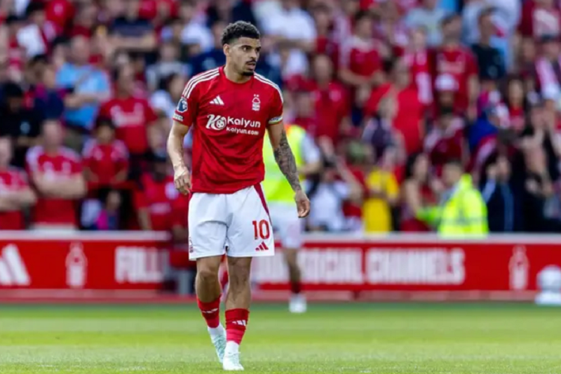 arsenal-am-tham-len-ke-hoach-chieu-mo-sao-nottingham-forest-de-song-kiem-hop-bich-voi-rice